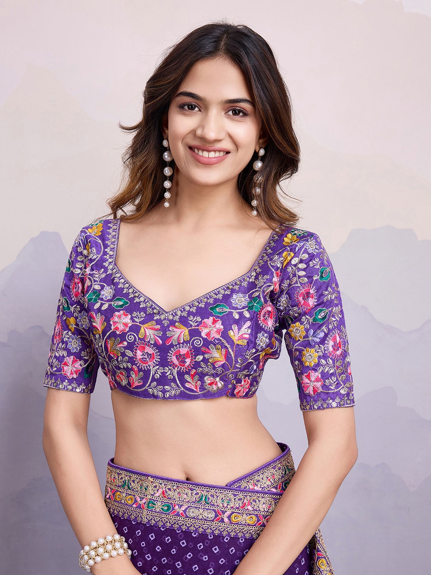 Purple Georgette Bandhani Printed Saree: Embroidery Lace Border, Art Silk Blouse