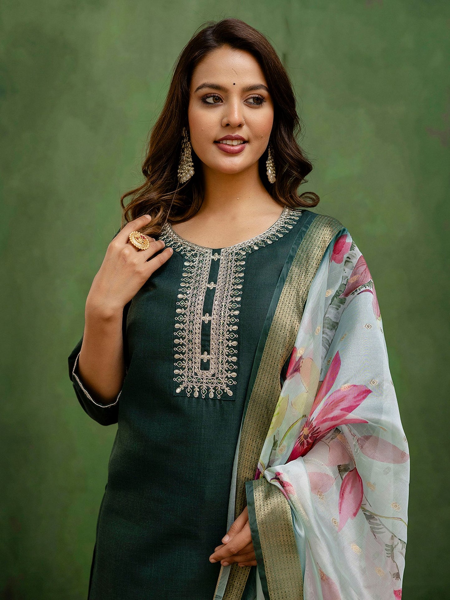 Green Cotton Blend Readymade Suit: Off-White Organza Dupatta, Designer Embroidery